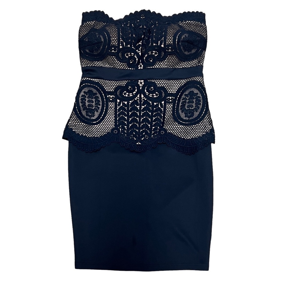 ENTRY Women’s Strapless Lace Overlay Peplum Dress, Size Medium
